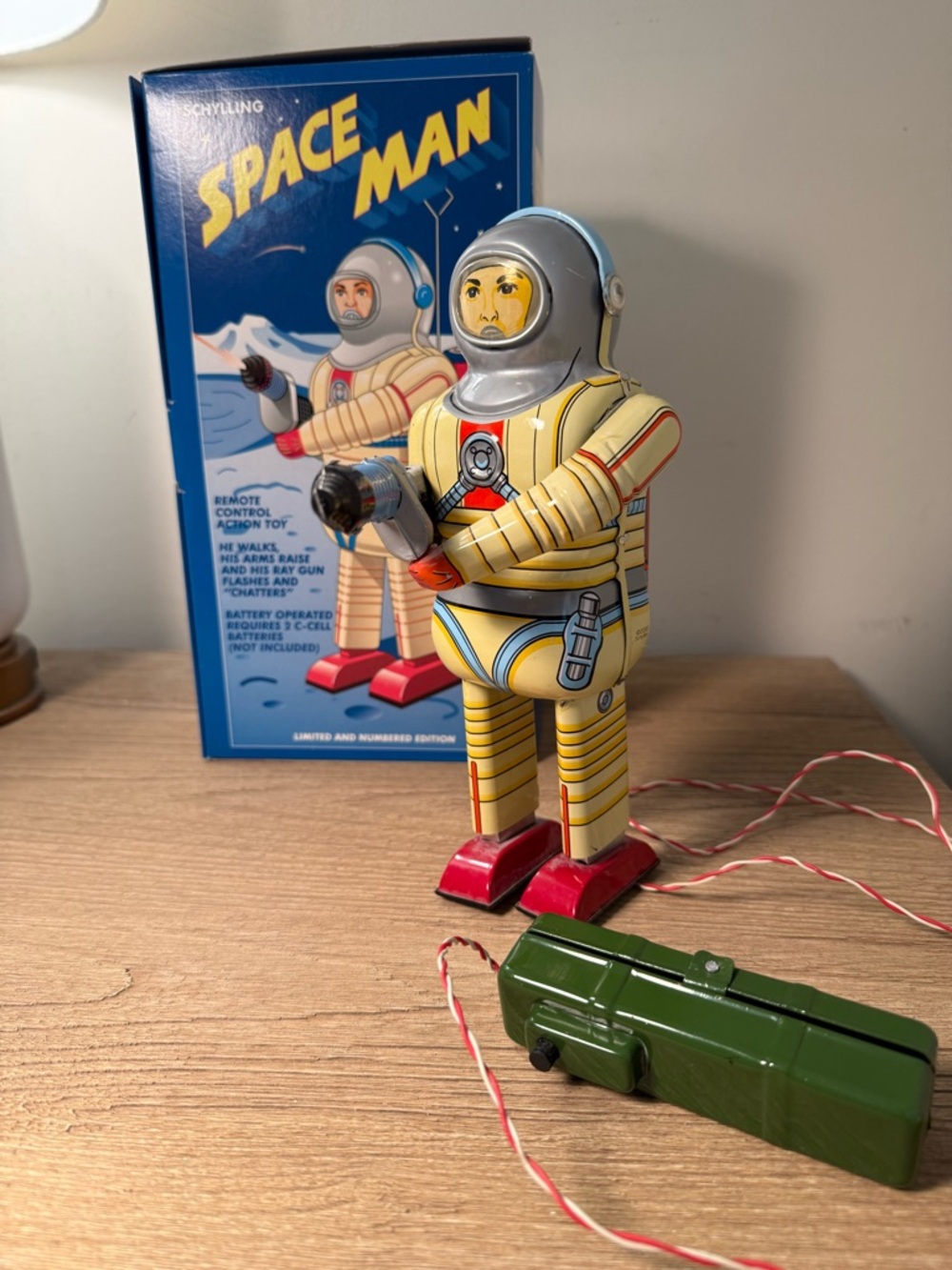 Schylling Space Man Tin Robot Toy Limited Edition – Original Box